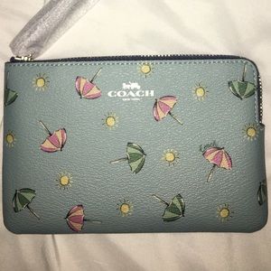 NWT Coach Umbrella Print Corner Zip Wristlet